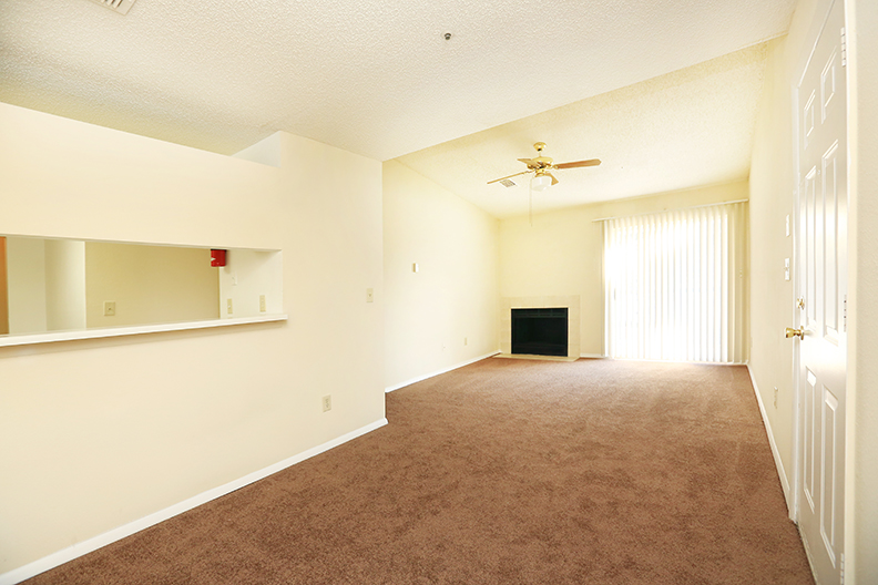 Covington Glen The Multifamily Advisory Group at Cushman & Wakefield